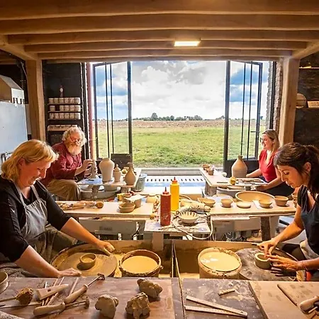 Stefans Pottery Bed & Breakfast Oost-Cappel